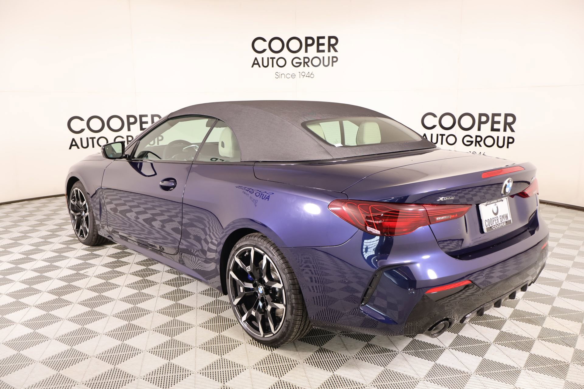 New 2027 BMW 430i xDrive Convertible AWD/4WD image 21