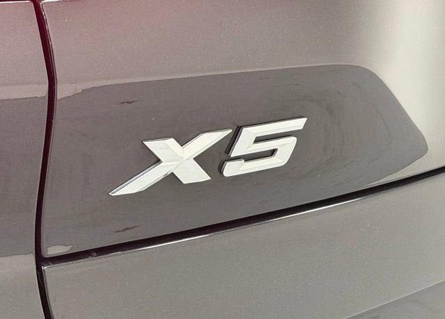 Used 2022 BMW X5 xDrive40i image 8