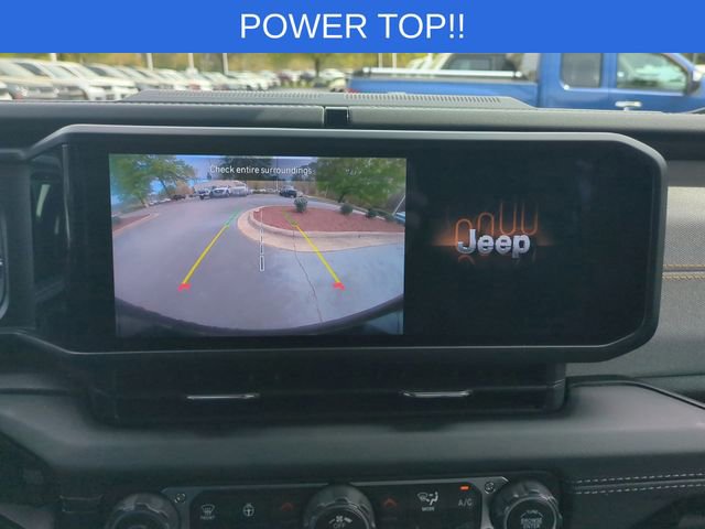 Used 2025 Jeep Wrangler Unlimited Sahara w/ Safety Group image 17