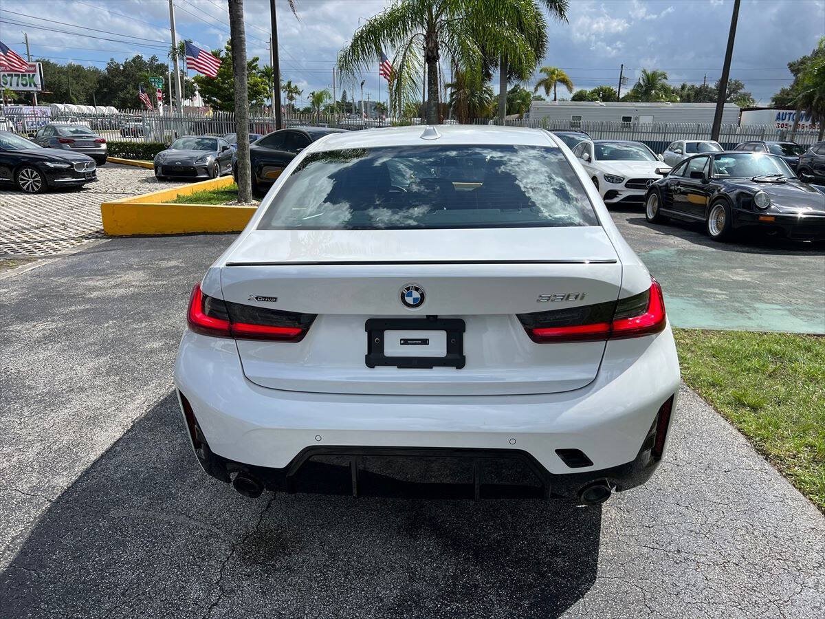 Used 2026 BMW 330i xDrive Sedan w/ M Sport Package AWD/4WD image 6