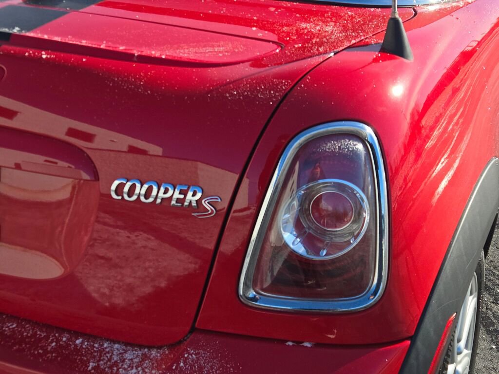 Used 2014 MINI Cooper Roadster S image 9
