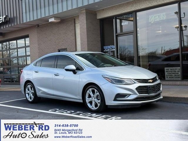Used 2018 Chevrolet Cruze Premier image 1