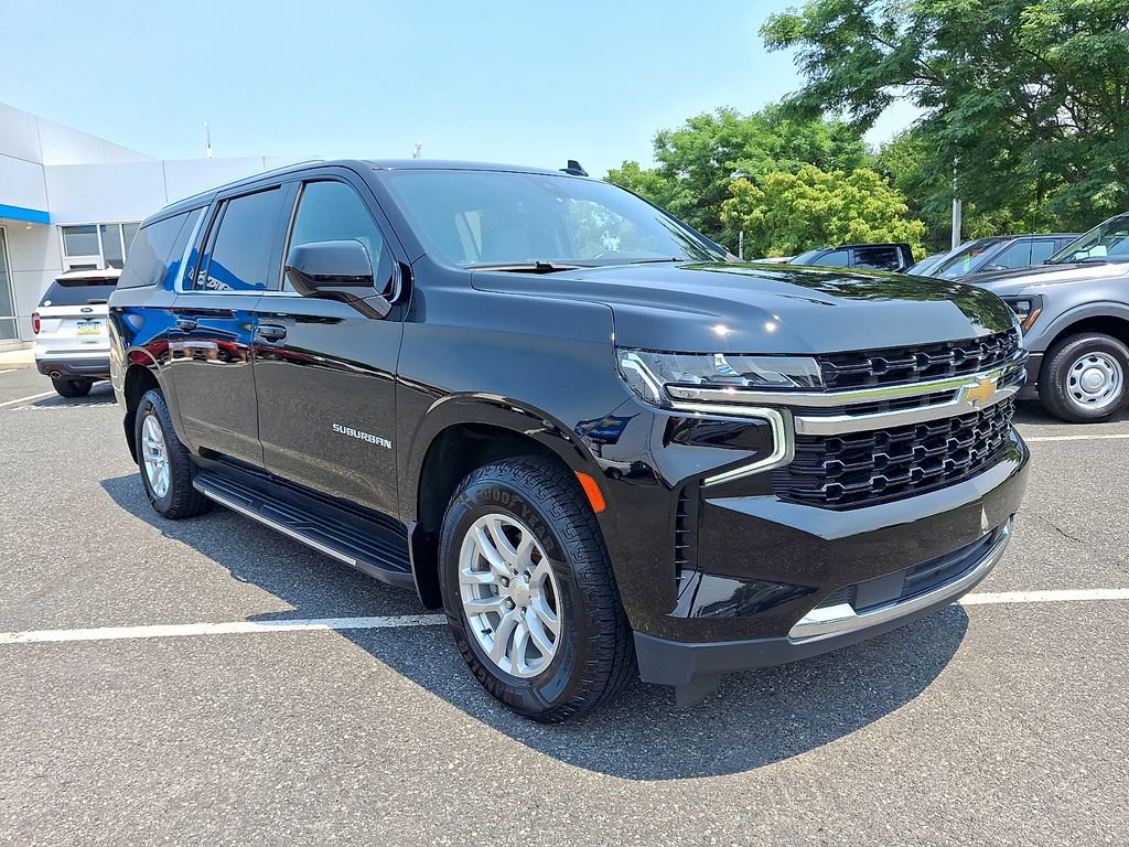 Used 2021 Chevrolet Suburban LS AWD/4WD image 9
