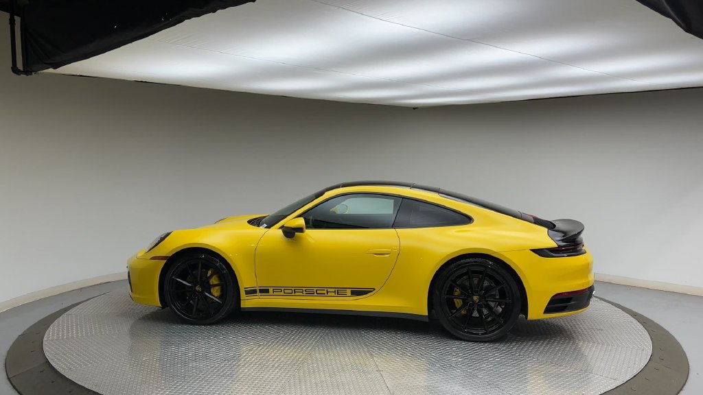 Used 2021 Porsche 911 Carrera RWD image 5
