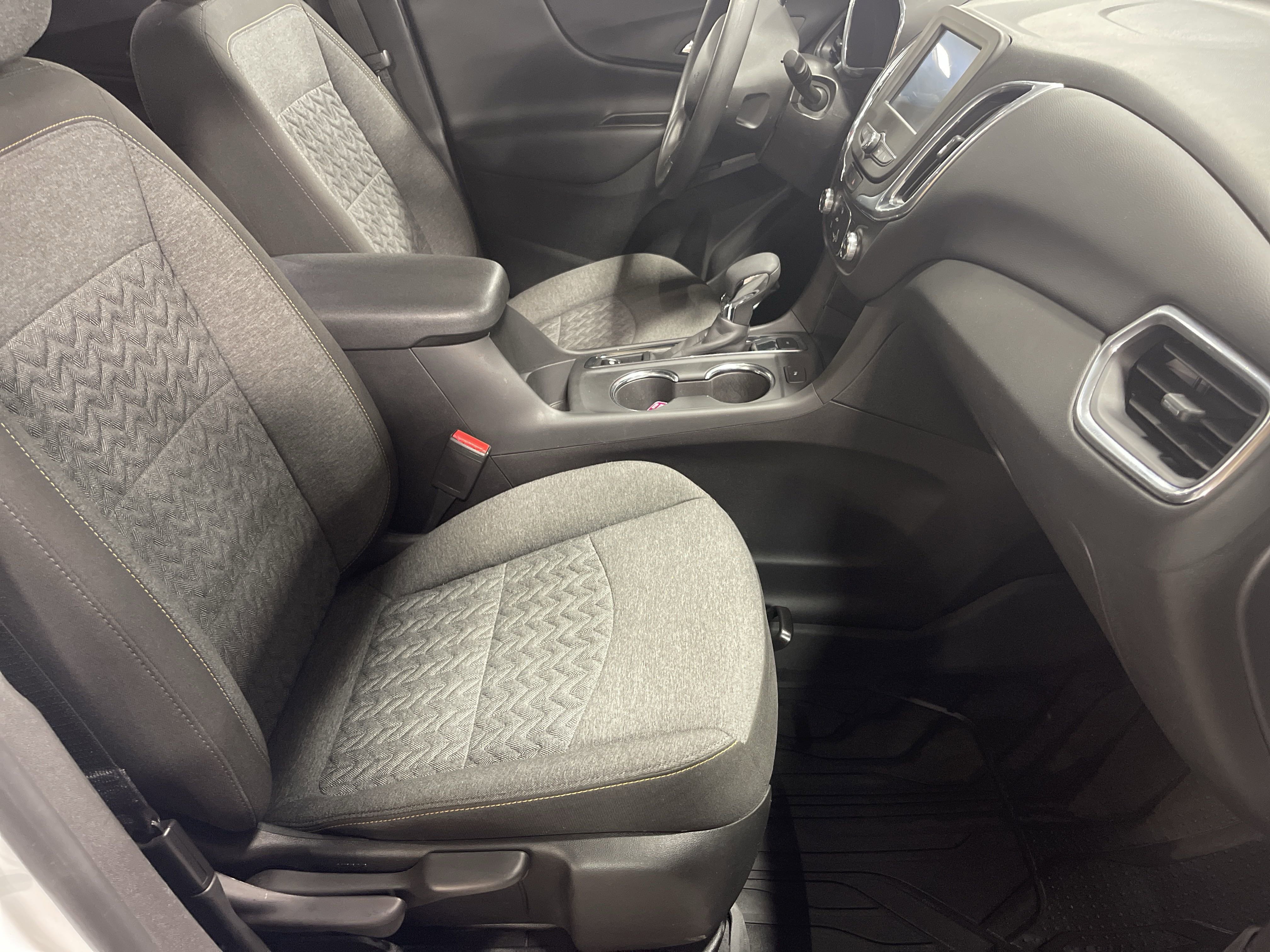 Used 2023 Chevrolet Equinox LT w/ LPO, Floor Liner Package image 14