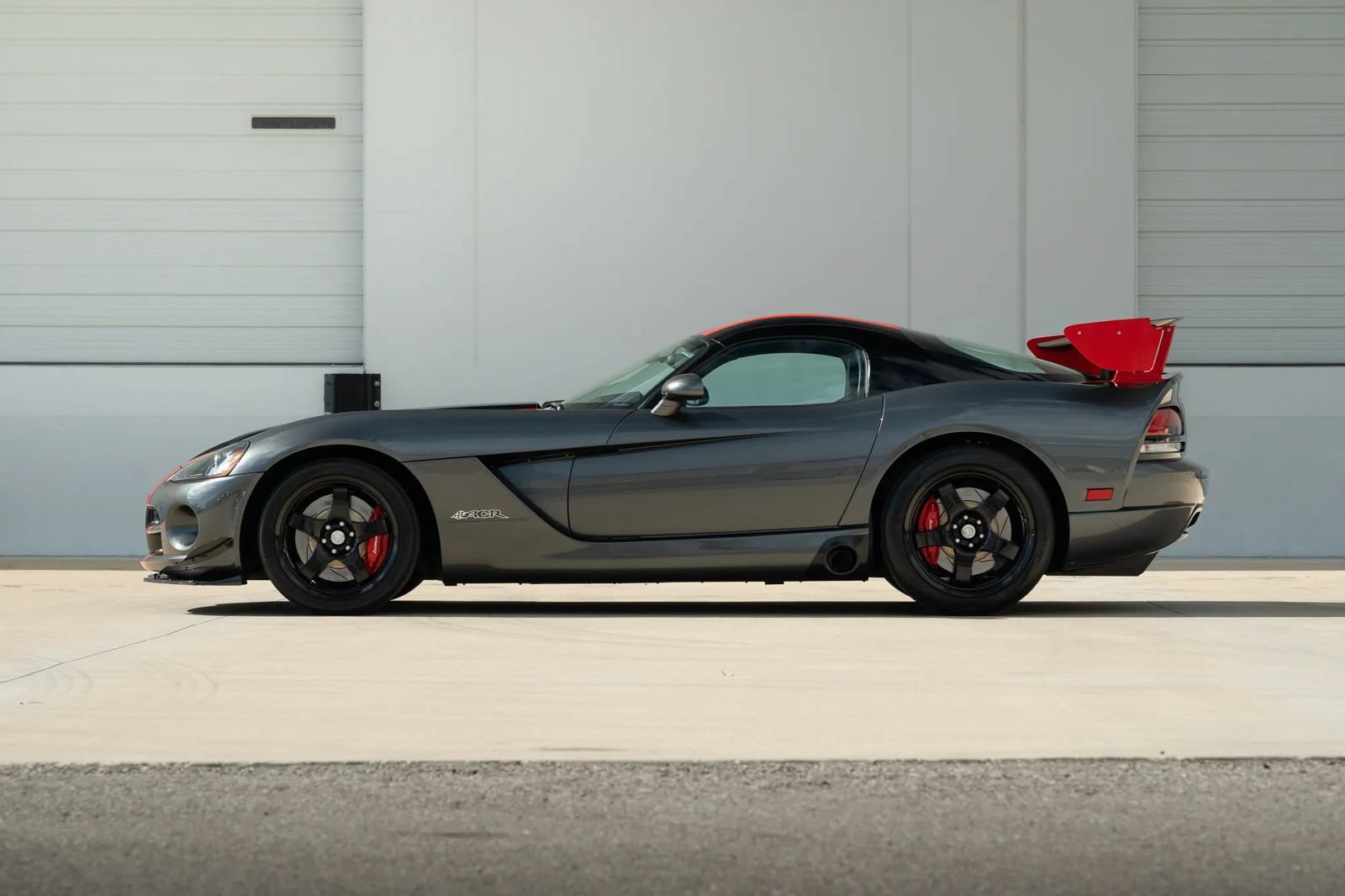 Used 2009 Dodge Viper ACR RWD image 4