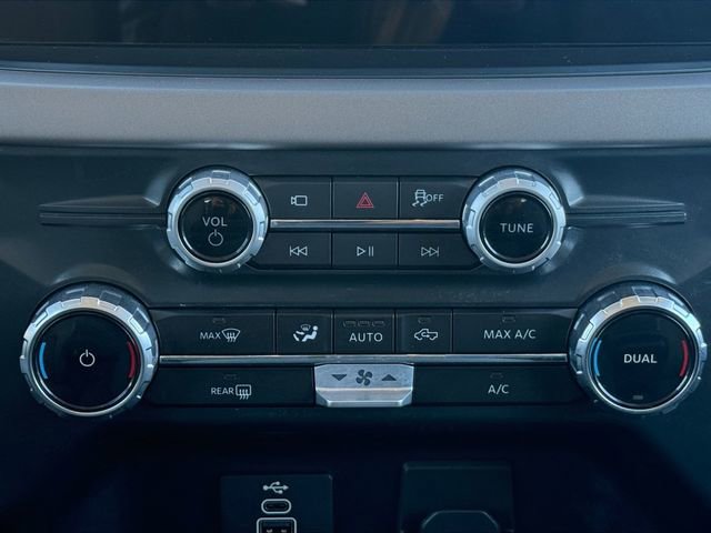 Certified 2025 Ford F150 XLT w/ Equipment Group 301A Standard image 4