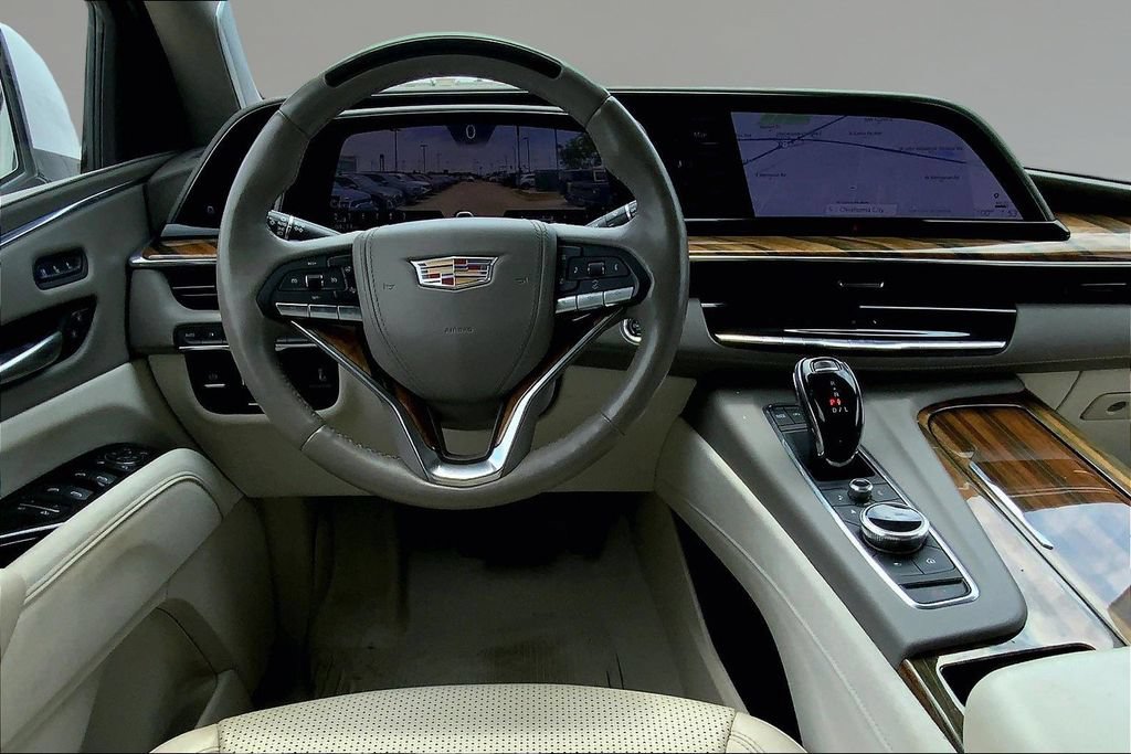 Used 2023 Cadillac Escalade Premium Luxury Platinum AWD/4WD image 5