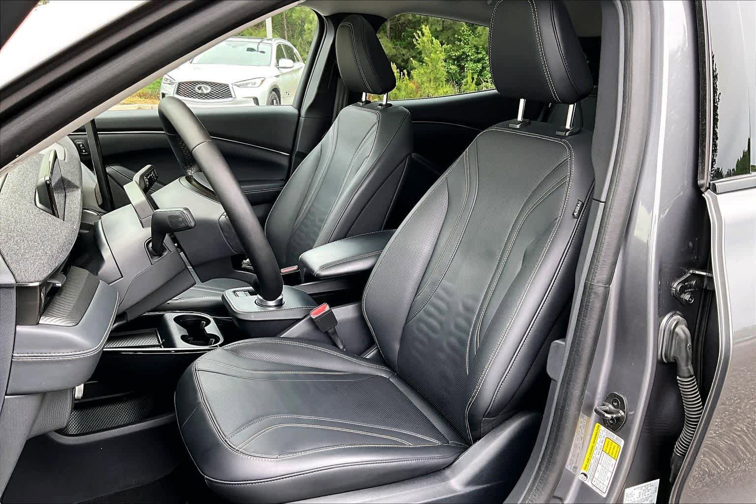 Used 2021 Ford Mustang Mach-E Premium RWD image 7