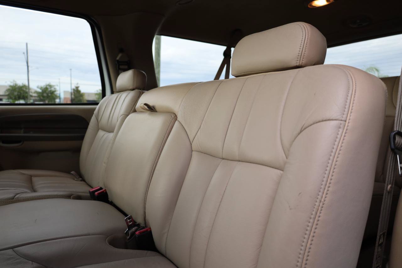 Used 2000 Ford Excursion XLT AWD/4WD image 13
