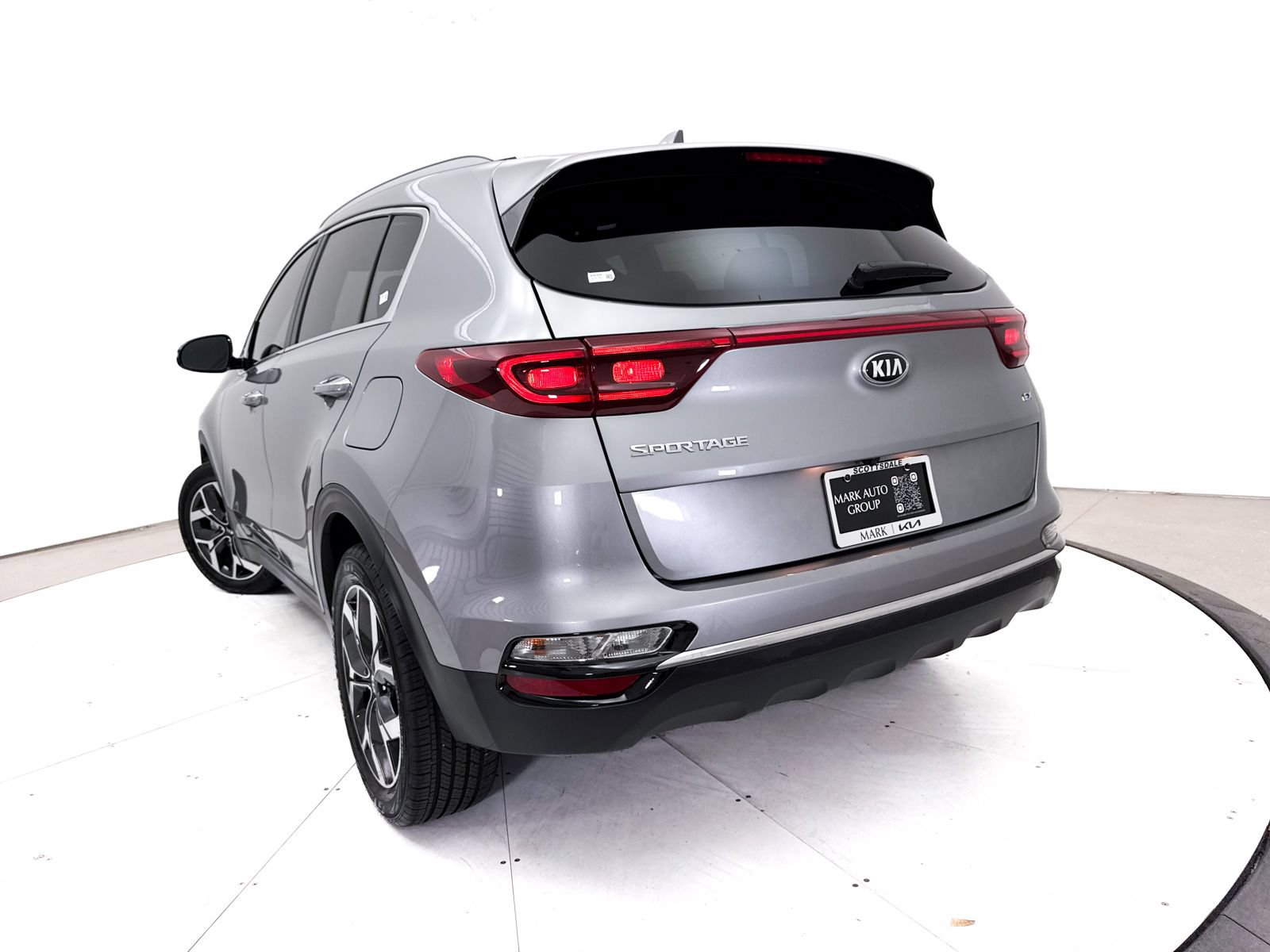 Used 2020 Kia Sportage EX FWD image 6