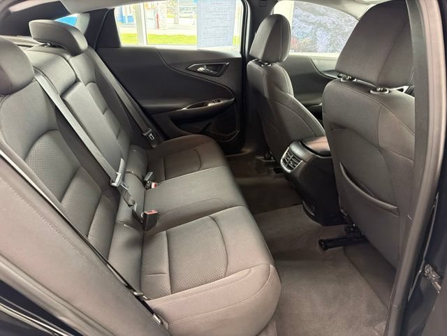 Used 2023 Chevrolet Malibu LT w/ Midnight Edition FWD image 9