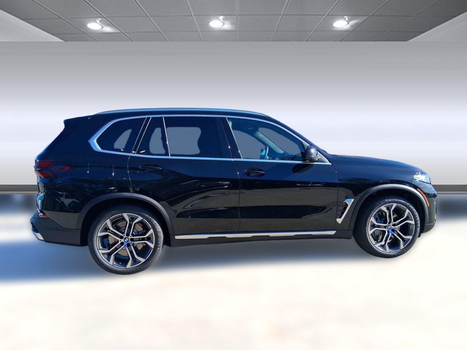 Used 2026 BMW X5 xDrive50e w/ Climate Comfort Package AWD/4WD image 7