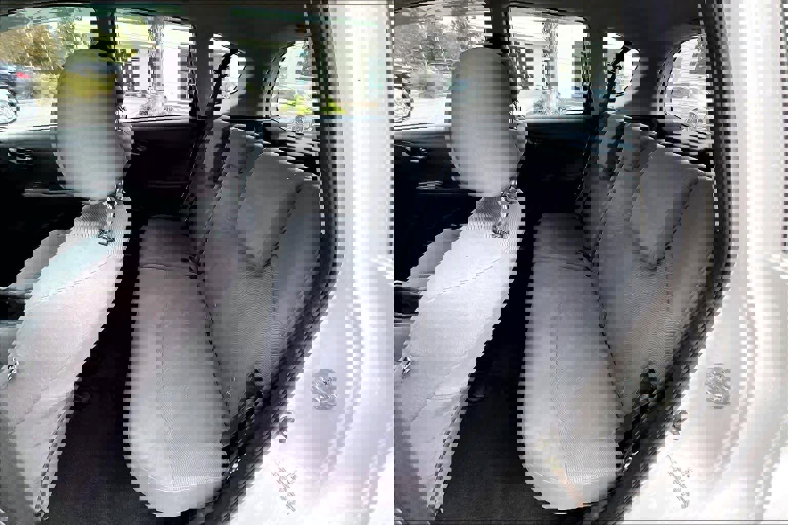 Used 2013 Honda Fit image 19