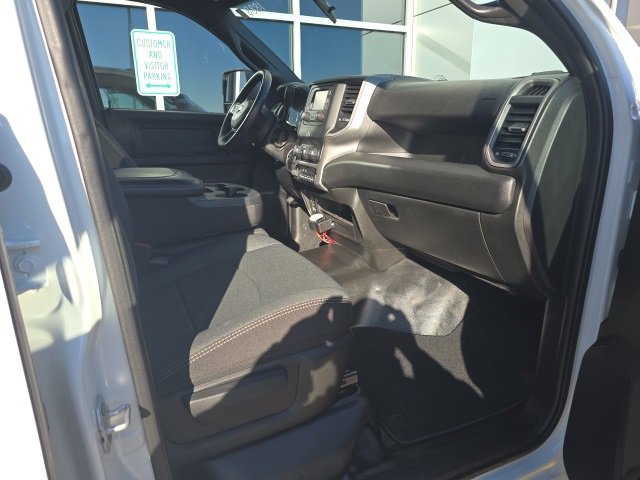 Used 2024 RAM 2500 Tradesman w/ Chrome Appearance Group image 4