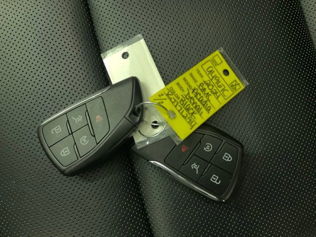 Used 2024 GMC Acadia Denali w/ Super Cruise Package image 46