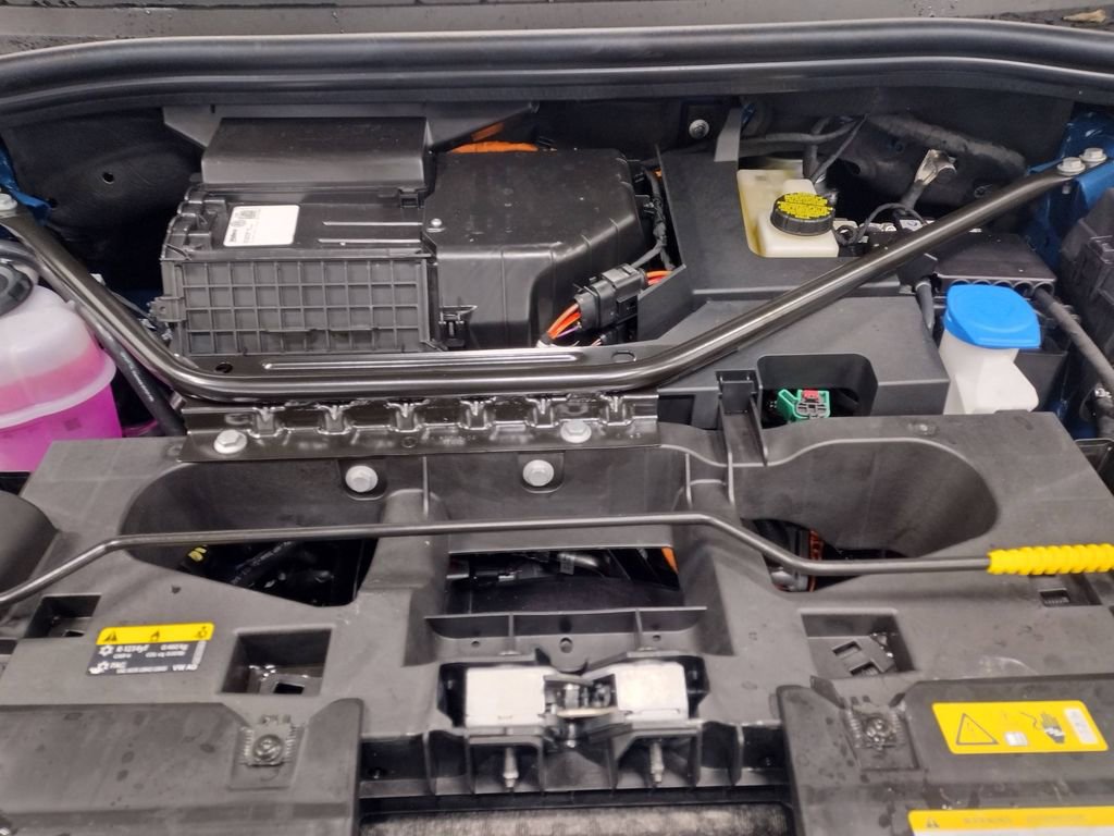 New 2025 Volkswagen ID.4 Pro image 8