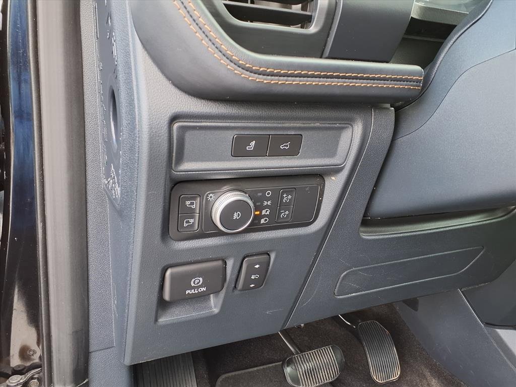 Used 2022 Ford Expedition Max Platinum image 29