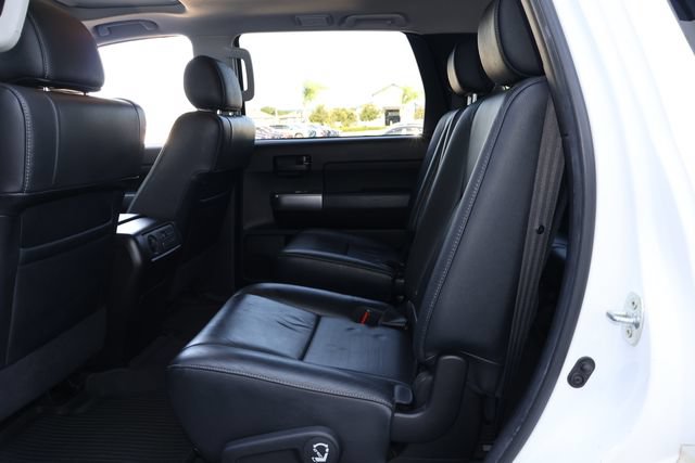Used 2021 Toyota Sequoia TRD Sport w/ TRD Sport Premium Package RWD image 16