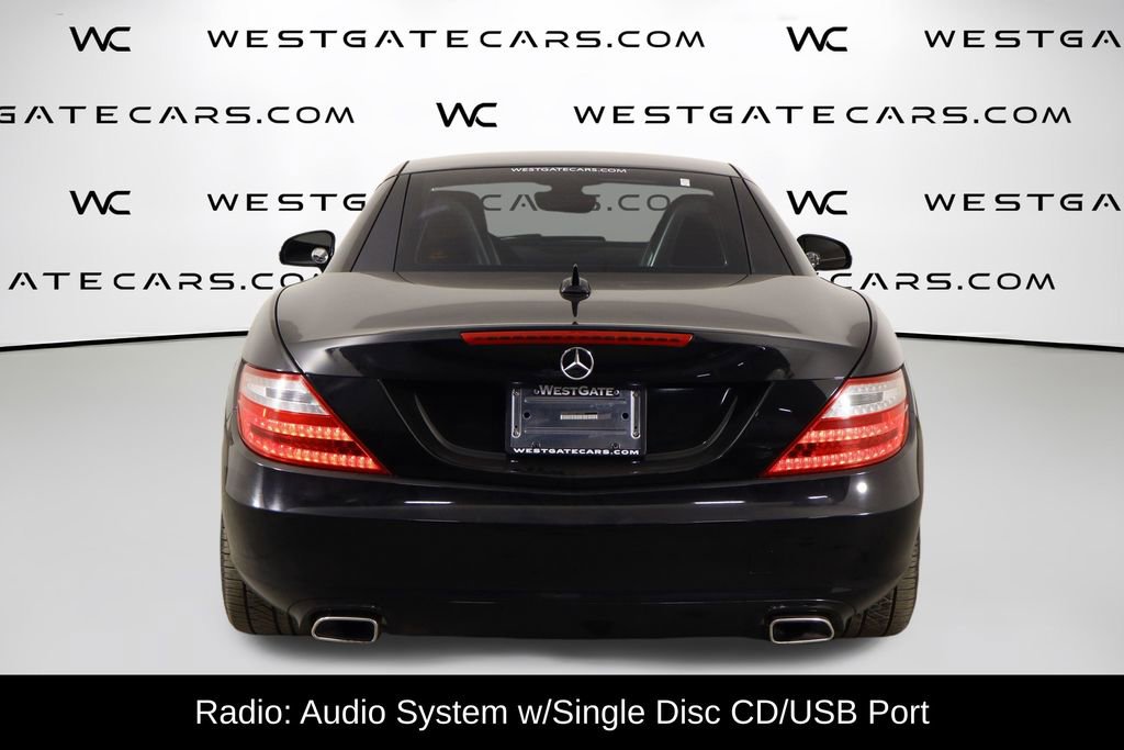 Used 2016 Mercedes-Benz SLK 300 image 4