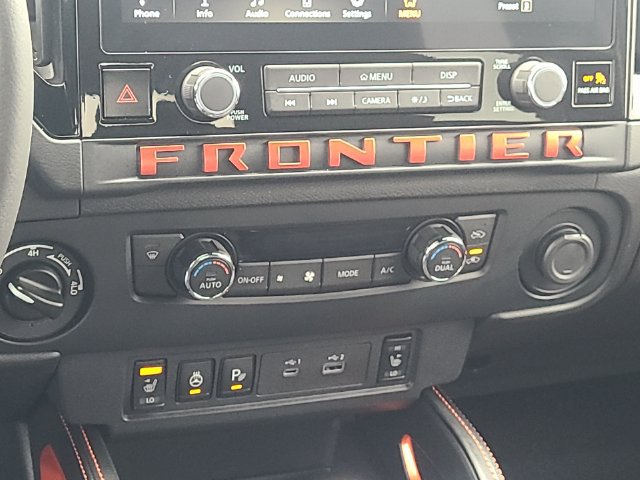 Used 2026 Nissan Frontier PRO-4X w/ Tow Package AWD/4WD image 21