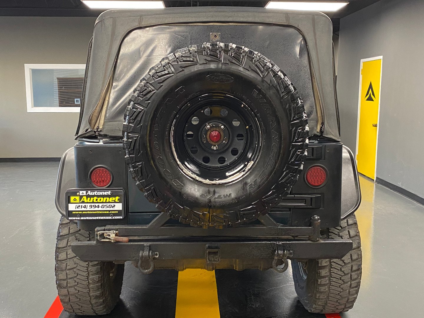 Used 2005 Jeep Wrangler Sport w/ 30" Tire & Wheel Group AWD/4WD image 5