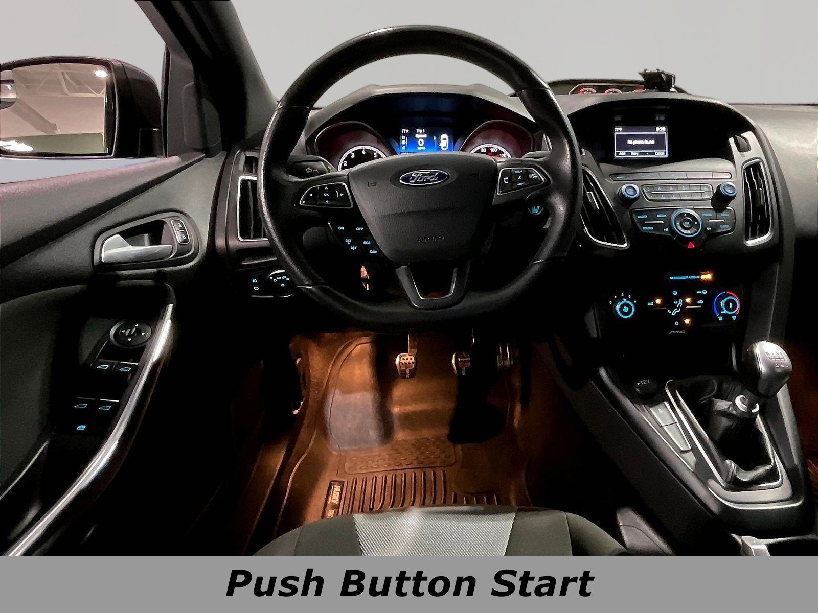 Used 2018 Ford Focus ST FWD image 8