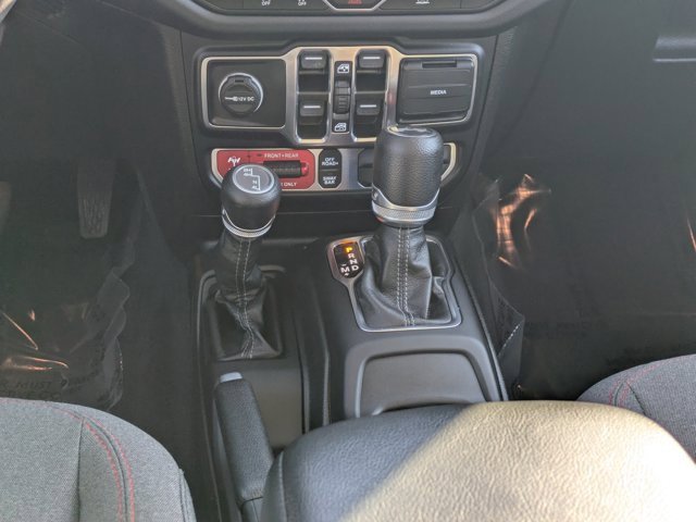 Certified 2024 Jeep Wrangler Unlimited Rubicon image 17