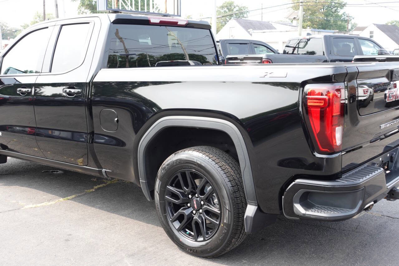 Used 2022 GMC Sierra 1500 Elevation w/ X31 Off-Road Package AWD/4WD image 8