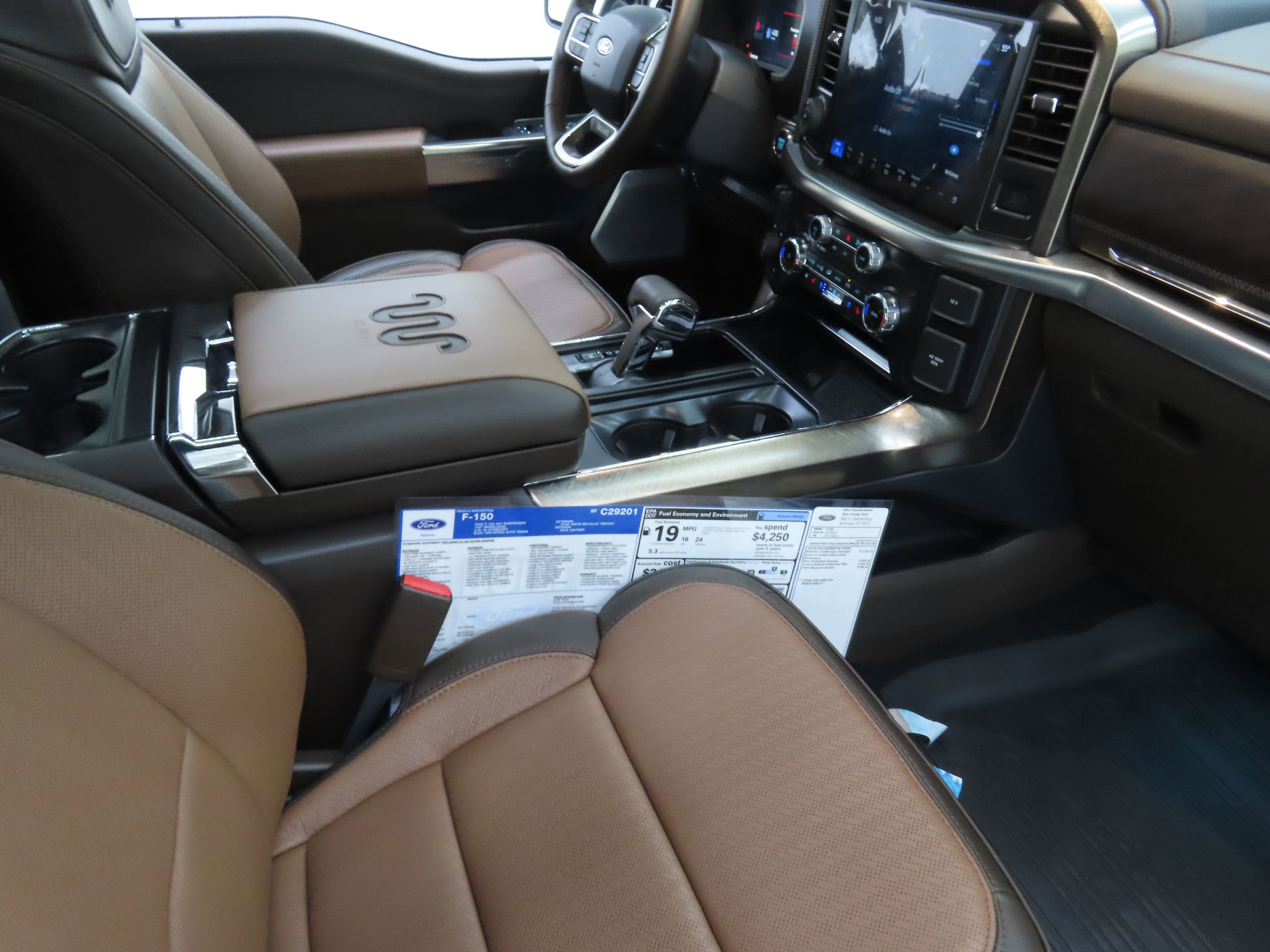 New 2025 Ford F150 King Ranch w/ FX4 Off-Road Package AWD/4WD image 27