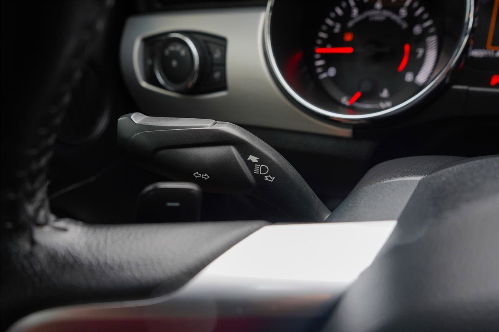 Used 2016 Ford Mustang Premium image 15