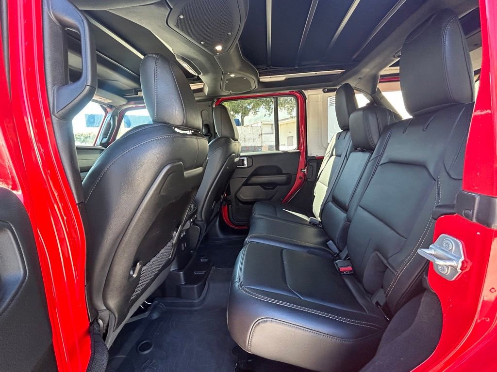 Used 2024 Jeep Wrangler Sahara w/ Technology Group image 32