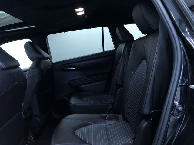 Certified 2025 Toyota Highlander XSE AWD/4WD image 20