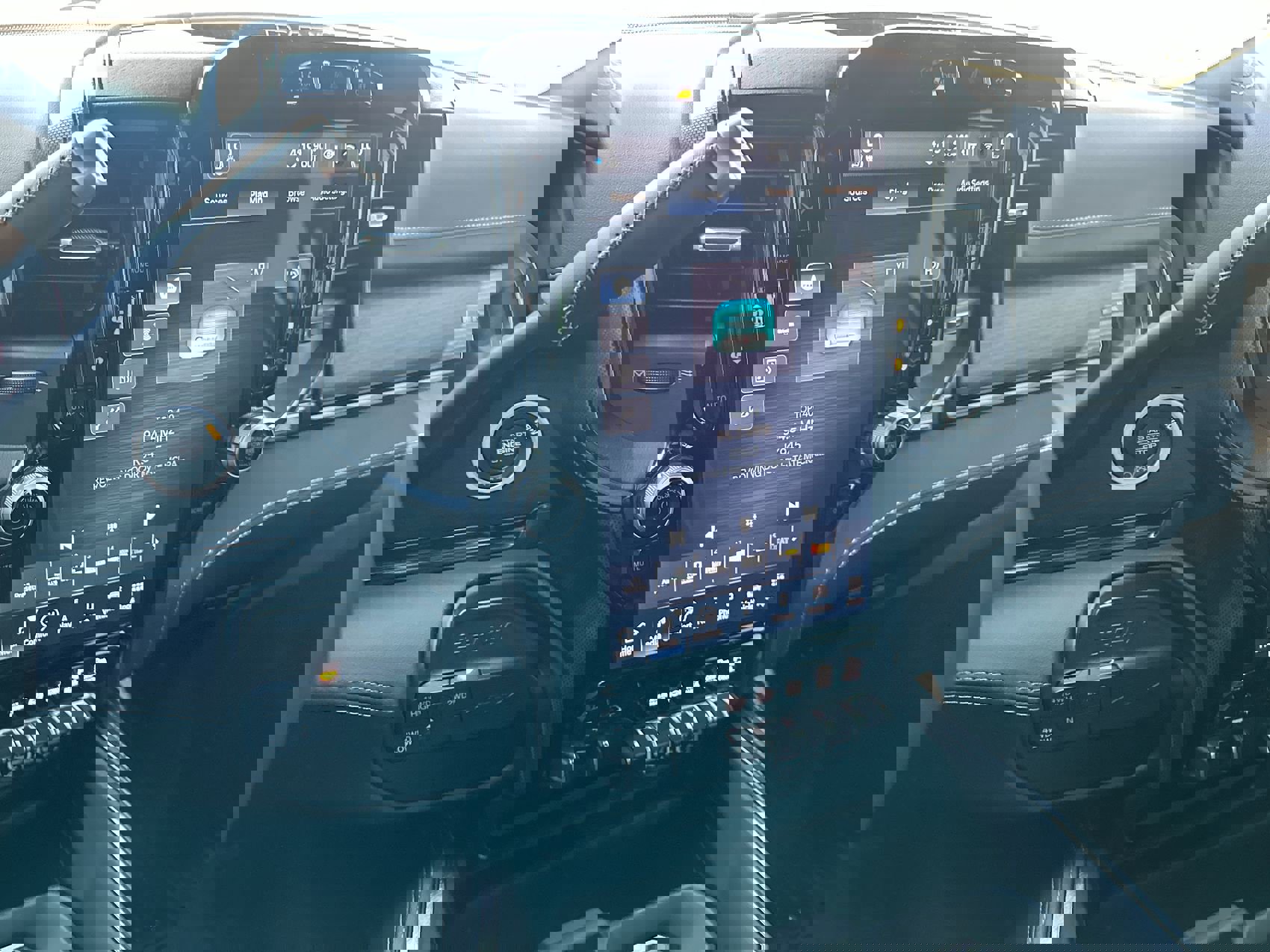 Used 2024 RAM 2500 Limited image 15