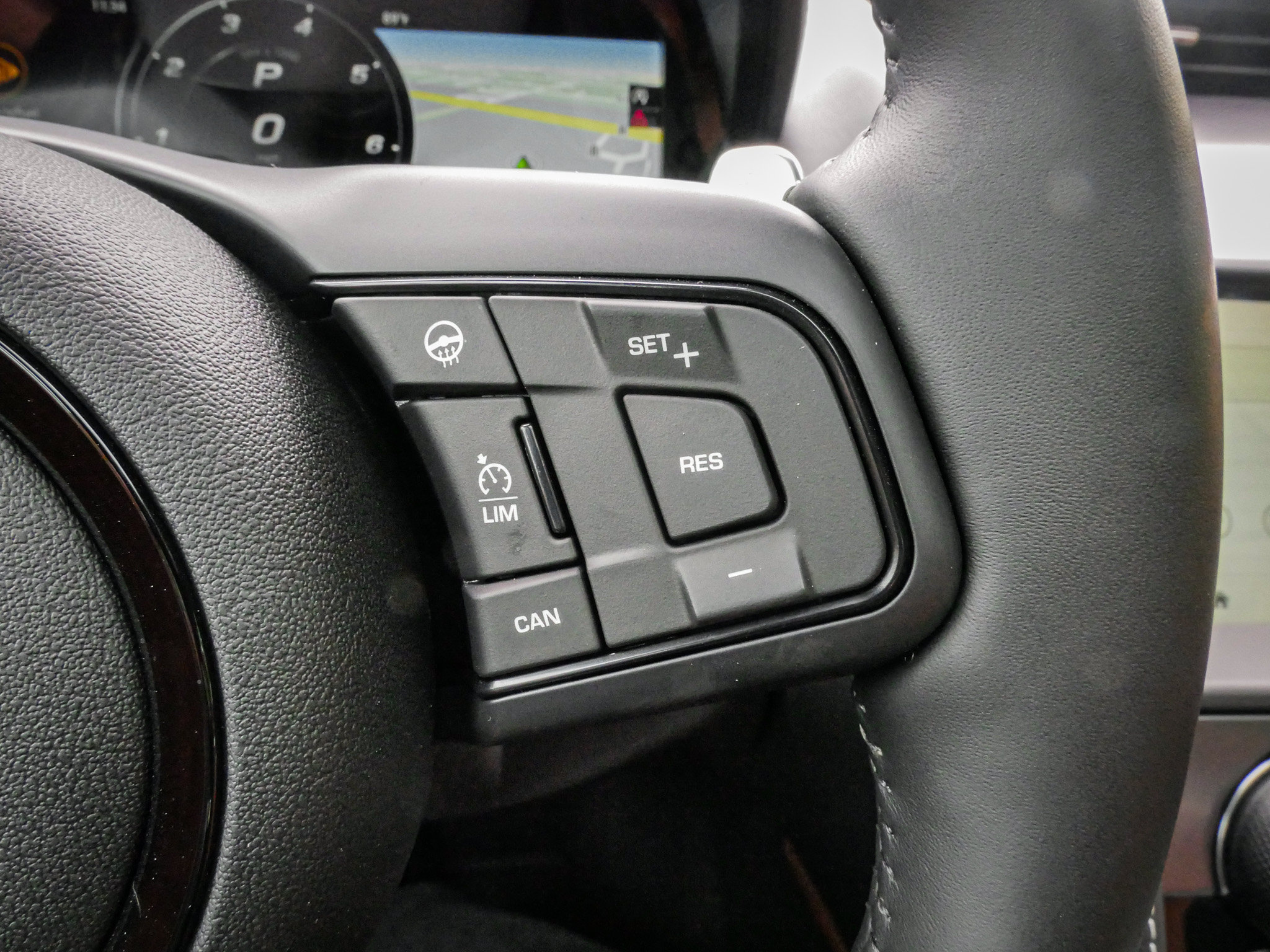 Used 2024 Jaguar F-TYPE Coupe AWD image 20