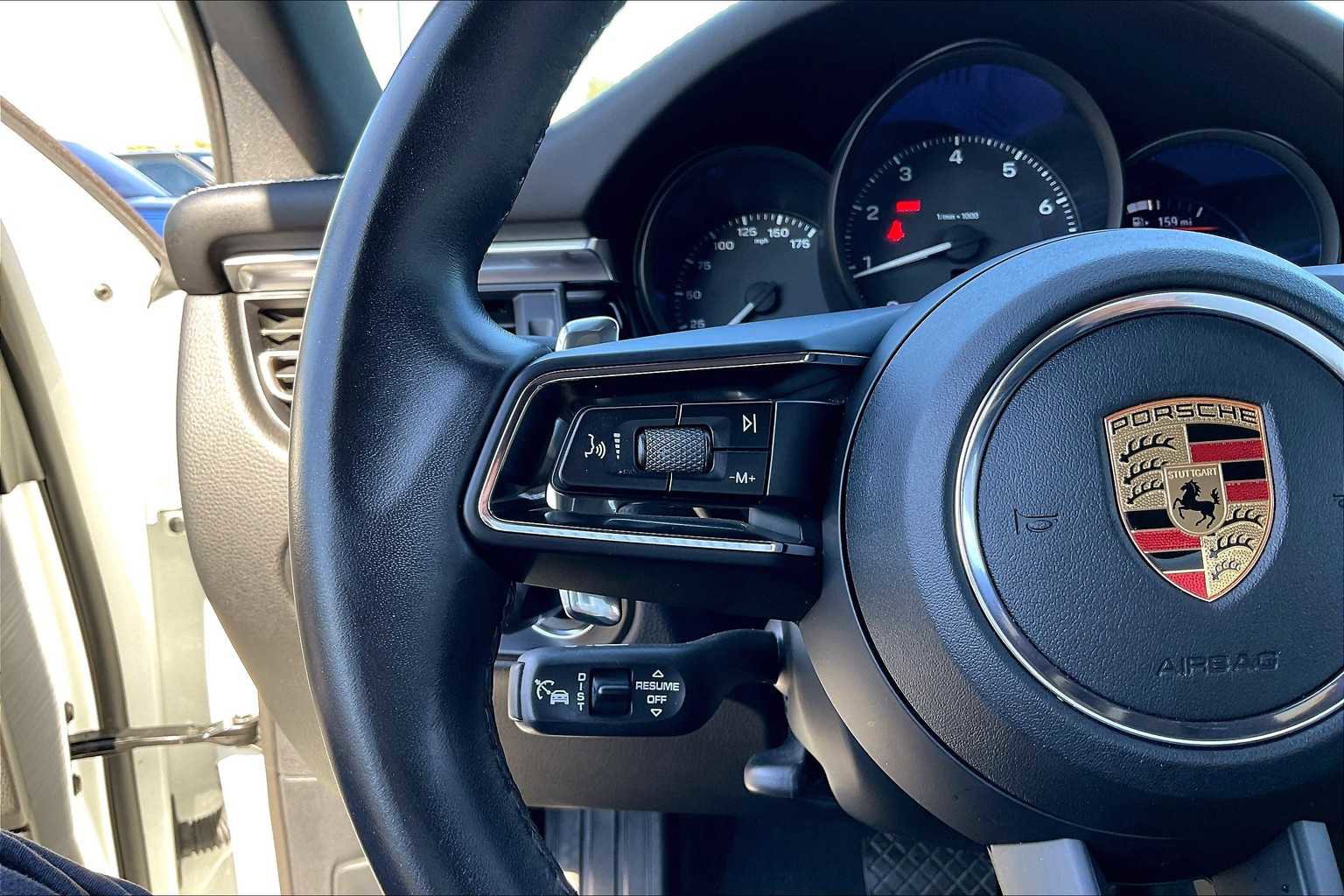 Used 2023 Porsche Macan image 21