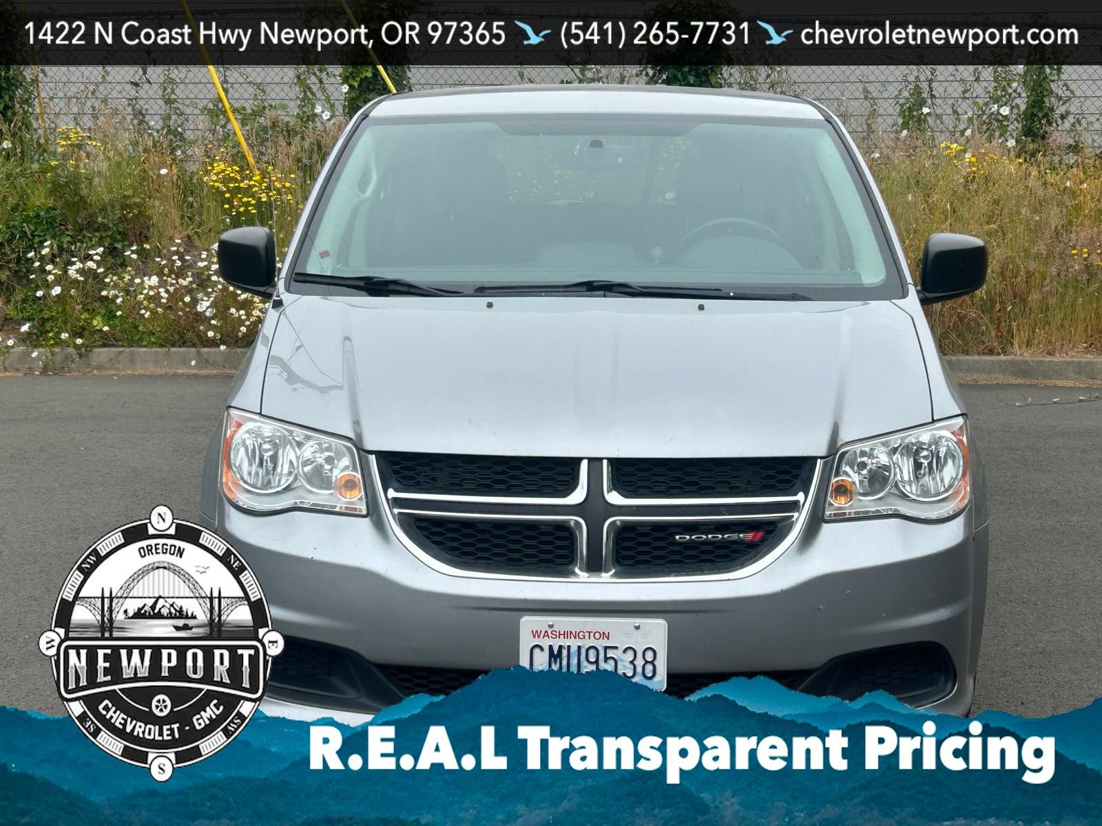 Used 2016 Dodge Grand Caravan SE w/ Quick Order Package 29E SE FWD image 2