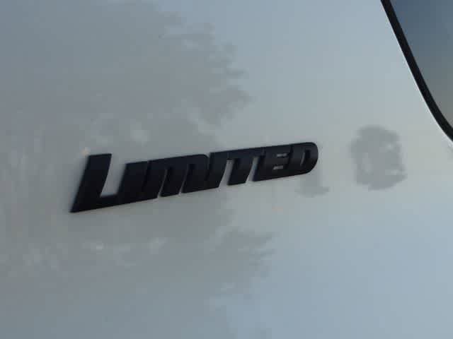 Used 2020 Toyota 4Runner Nightshade AWD/4WD image 24