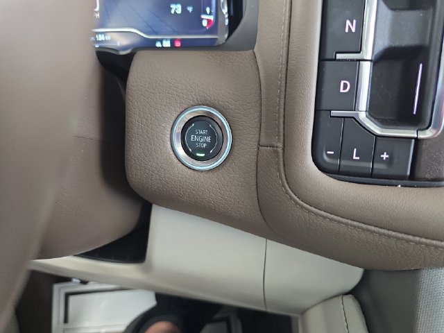 Used 2024 GMC Yukon XL Denali w/ Denali Reserve Package AWD/4WD image 26