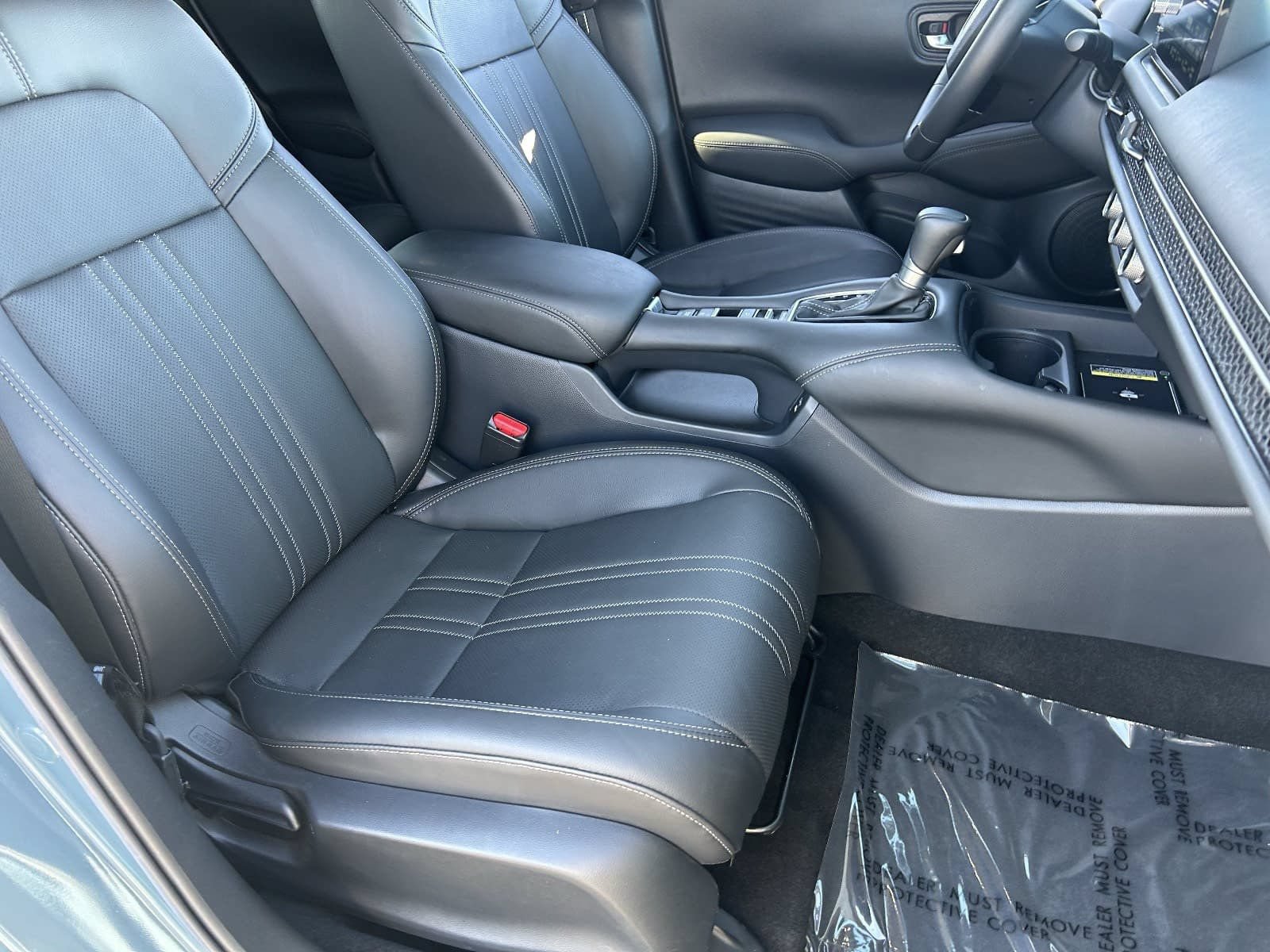 Certified 2025 Honda HR-V EX-L image 14
