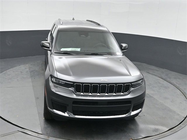 New 2025 Jeep Grand Cherokee L Laredo image 38