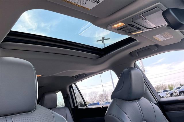 Used 2021 Toyota Highlander Limited image 28