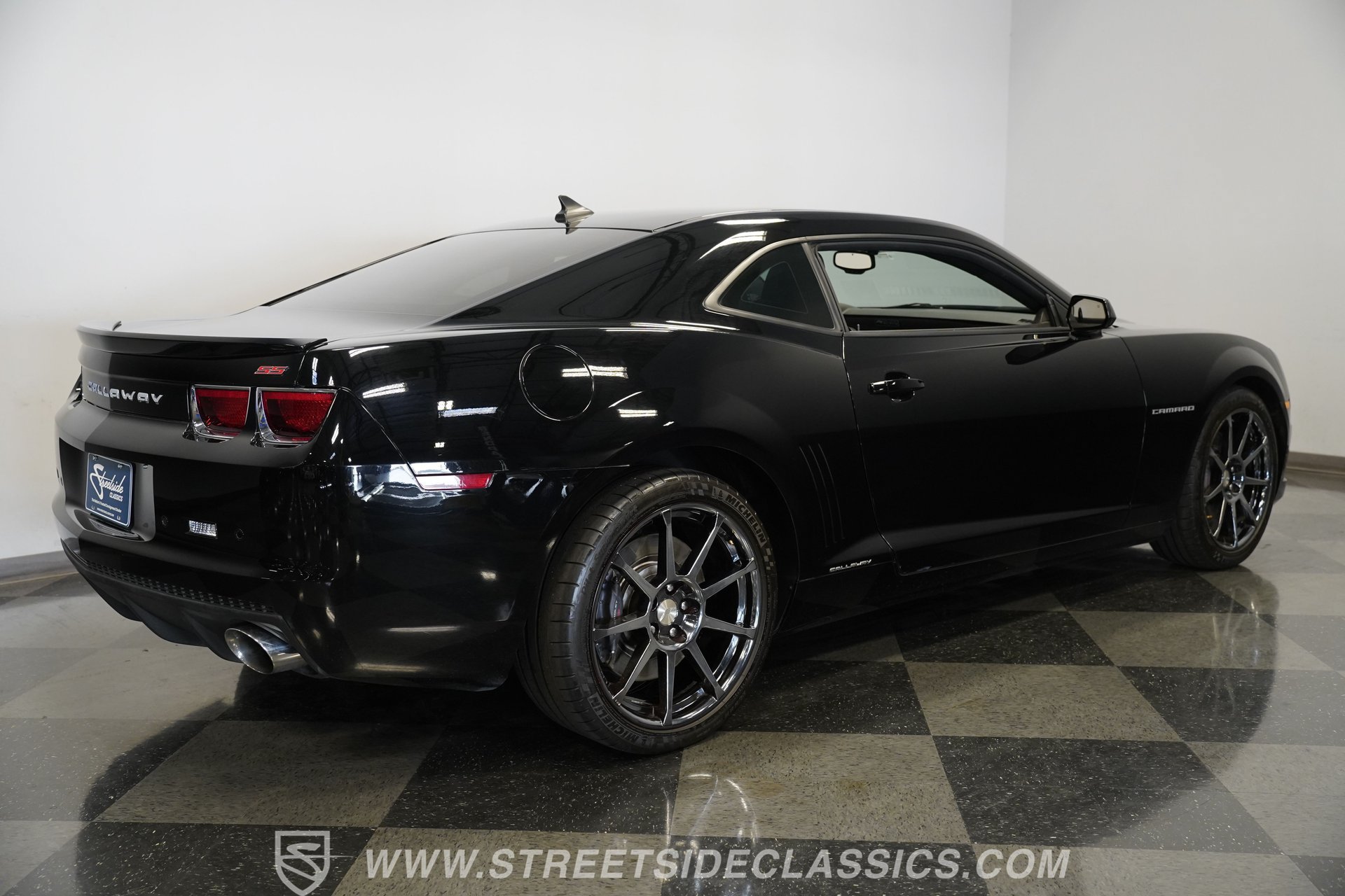 Used 2011 Chevrolet Camaro SS w/ RS Package RWD image 12