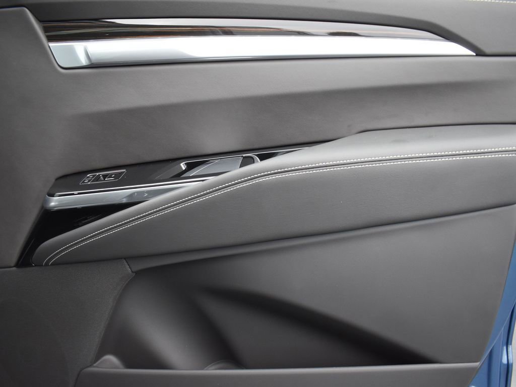 Certified 2026 Cadillac Escalade ESV Luxury w/ Touring Package image 36