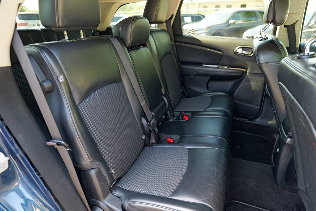 Used 2015 Dodge Journey Crossroad w/ Flexible Seating Group AWD/4WD image 32