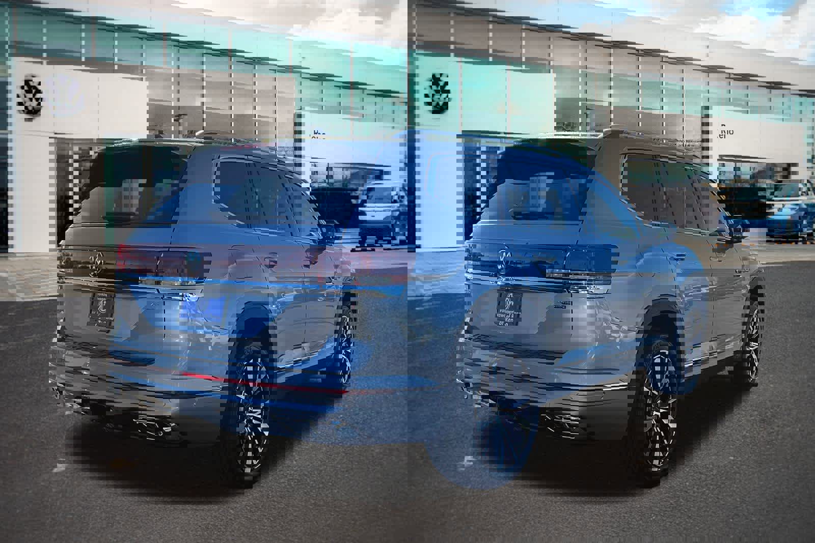 New 2026 Volkswagen Atlas SEL Premium R-Line image 5