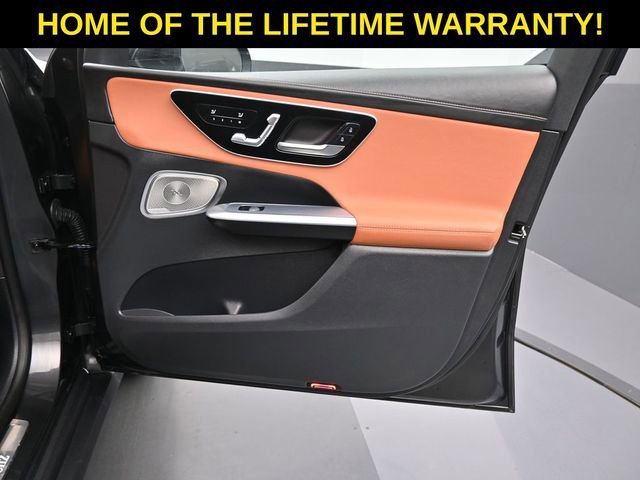 Used 2023 Mercedes-Benz GLC 300 4MATIC image 48