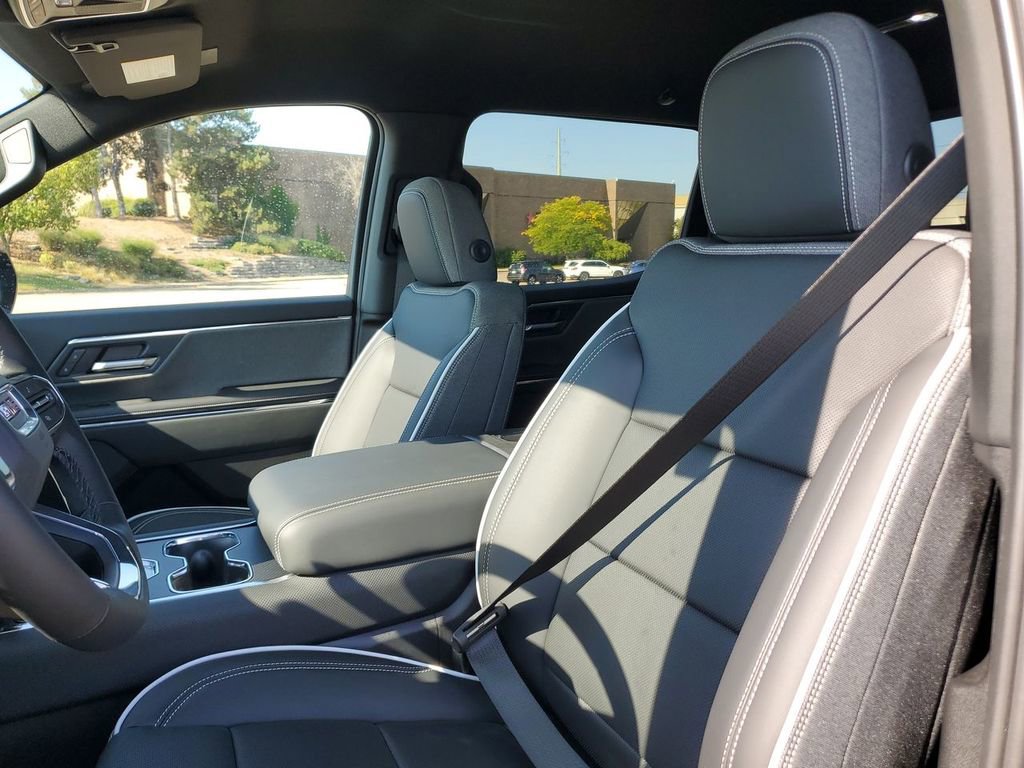 New 2026 GMC Sierra EV Elevation w/ Premium Package image 18