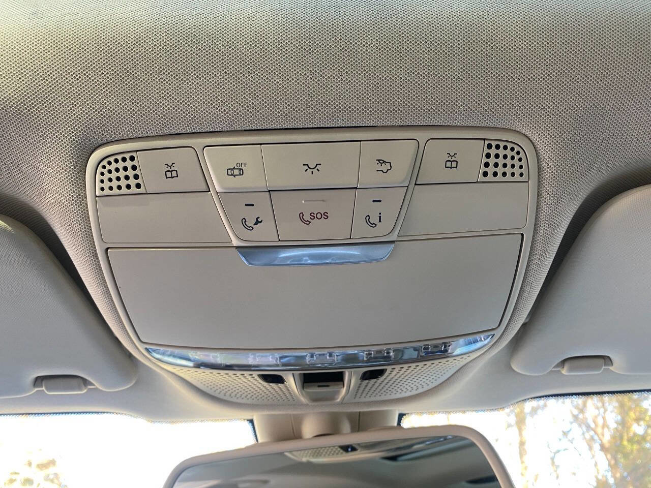 Used 2019 Mercedes-Benz GLC 300 image 28