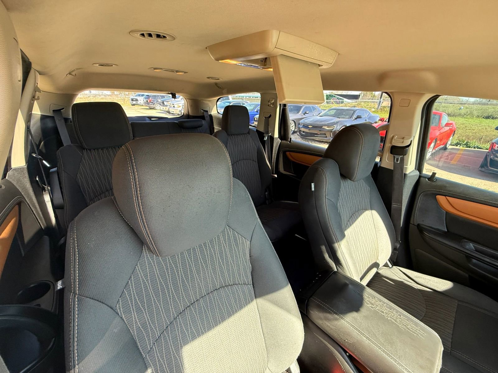 Used 2014 Chevrolet Traverse LT image 40